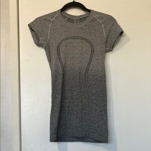Lululemon | Swiftly Tech Crew Top